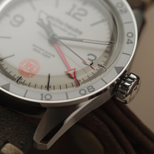 Cortina-GMT-Ivory-07